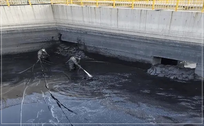 梁子湖污水池抽污案例